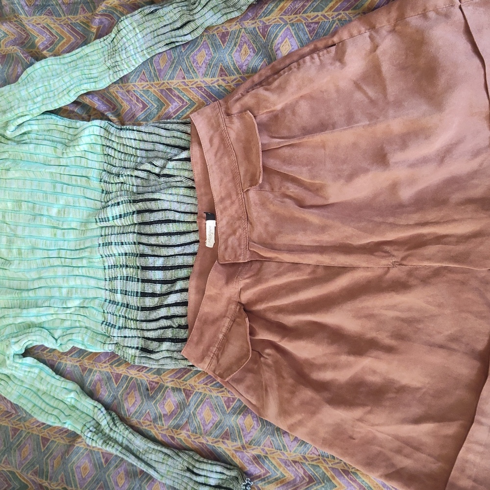 Host Pick - Pop of Color Posh Party 🥳Metallic Knit Teal Green Crew Neck Sweater